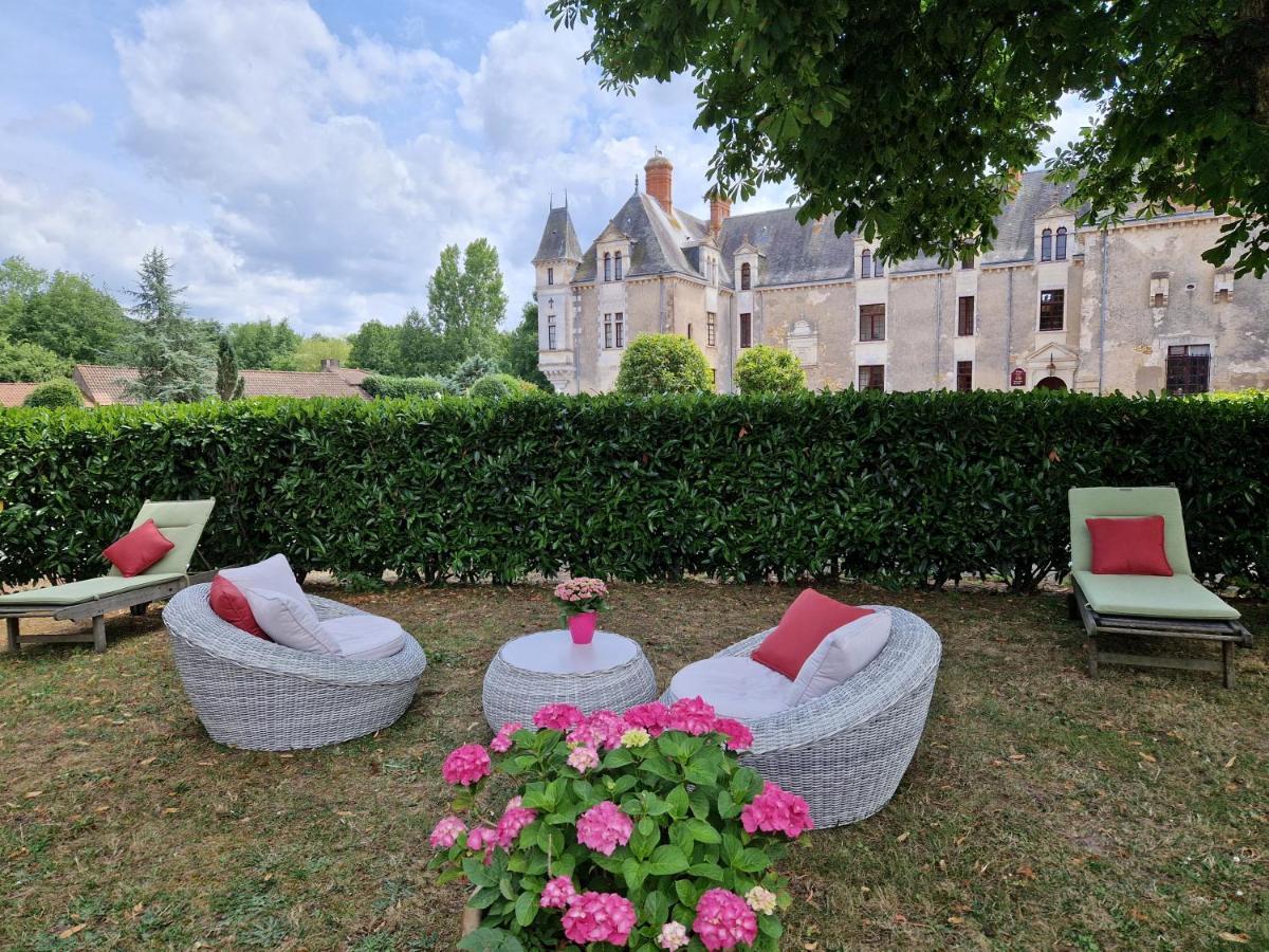 Château de la Verie Challans Exterior foto
